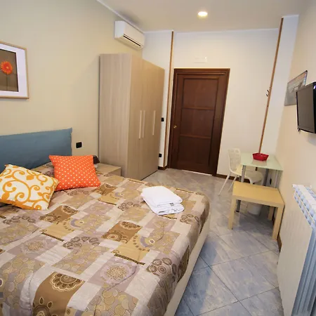 Casa Vittoria 3* Nápoles