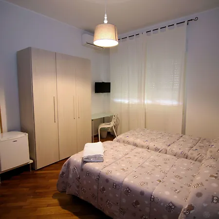 فندق مبيت وإفطار Casa Vittoria 3*